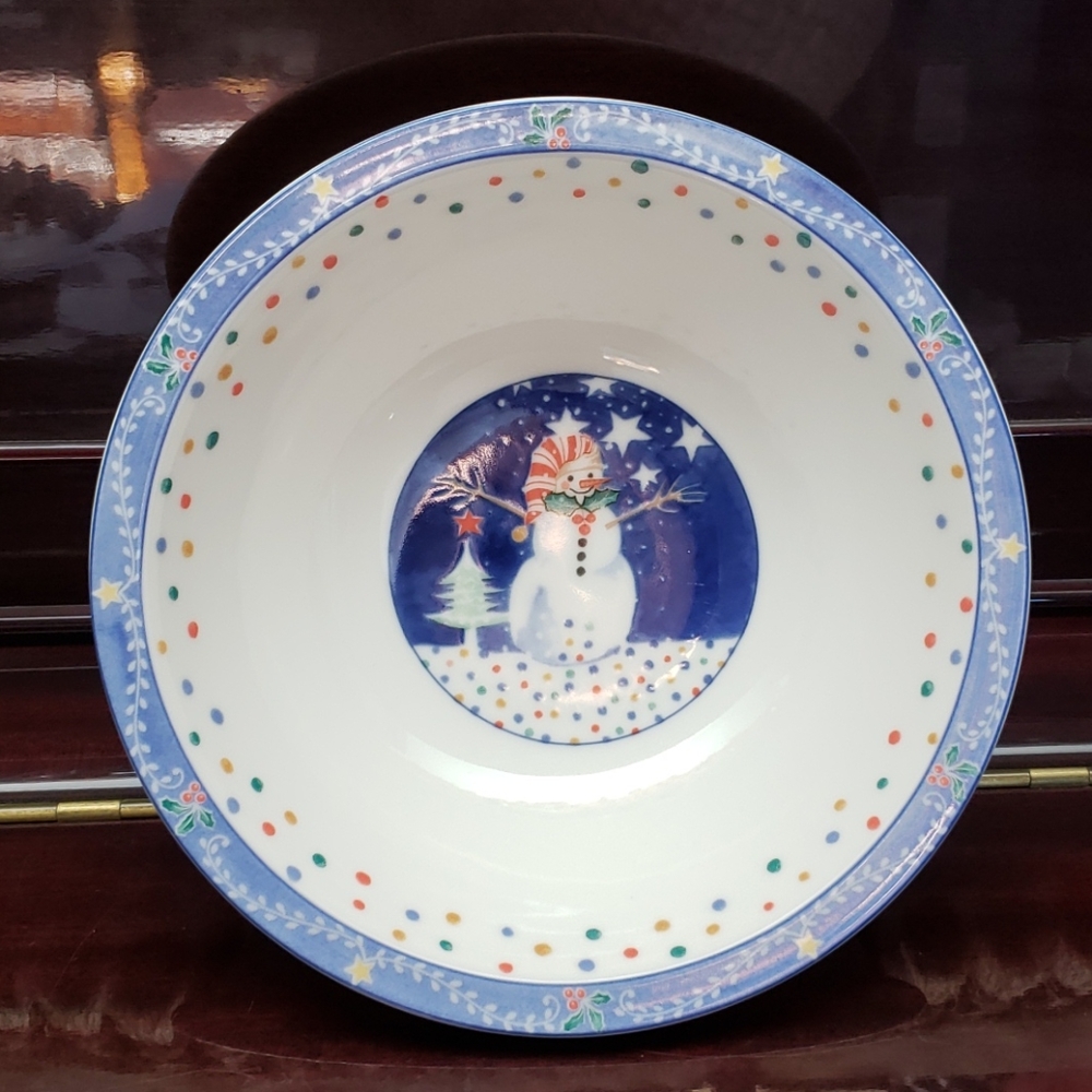 Noritake large Mr.snowman bowl